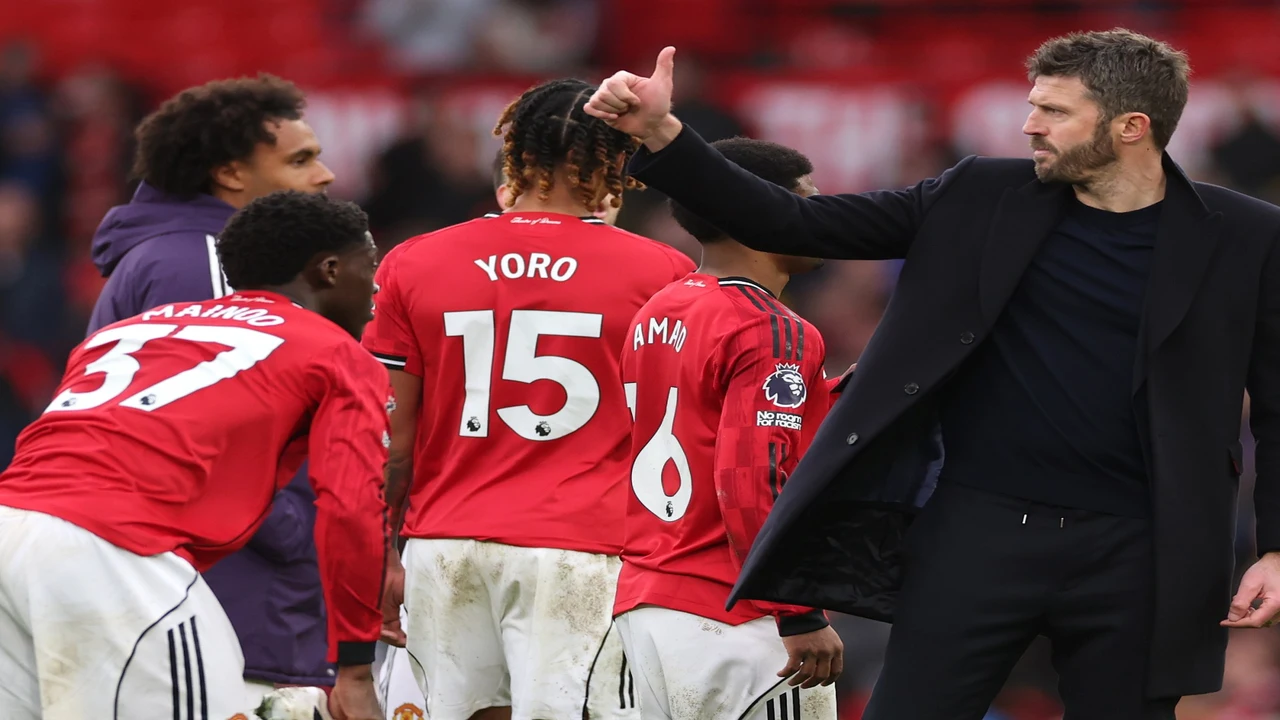 كيف حوّل كاريك مانشستر يونايتد من فريق متذبذب إلى قوة ضاربة بنفس اللاعبين؟ | رياضة